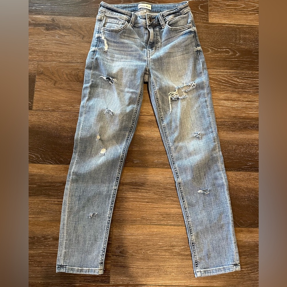 Studio Blue Distressed Mid-rise Jeans Size 26